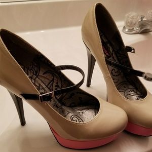 Dollhouse pumps